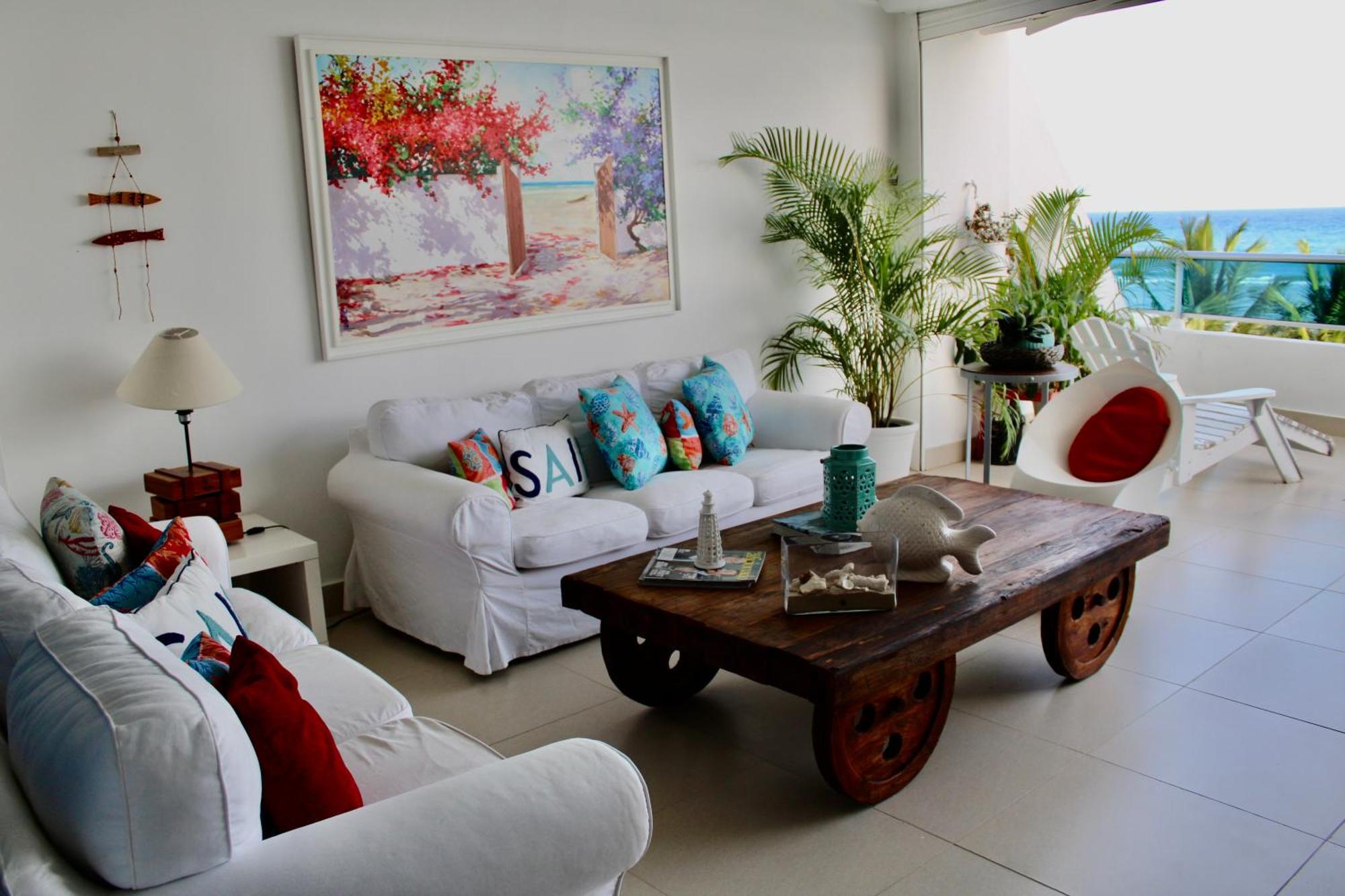 Lasolastower-juandolio-2br-3bds-7px-wifi-hugeterrace-seaview *
