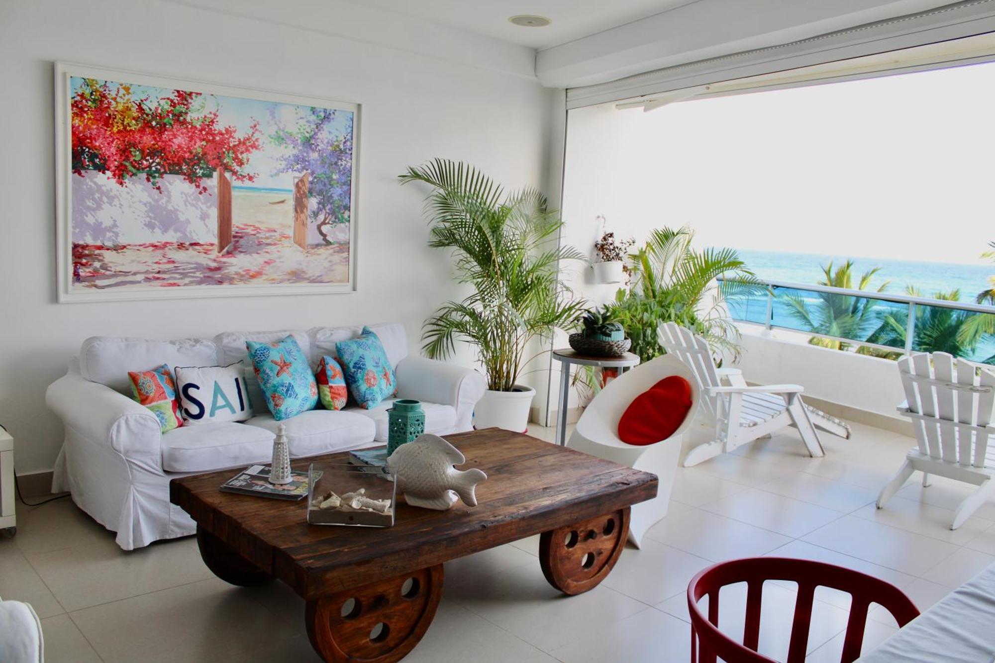 Apartment Lasolastower-juandolio-2br-3bds-7px-wifi-hugeterrace-seaview