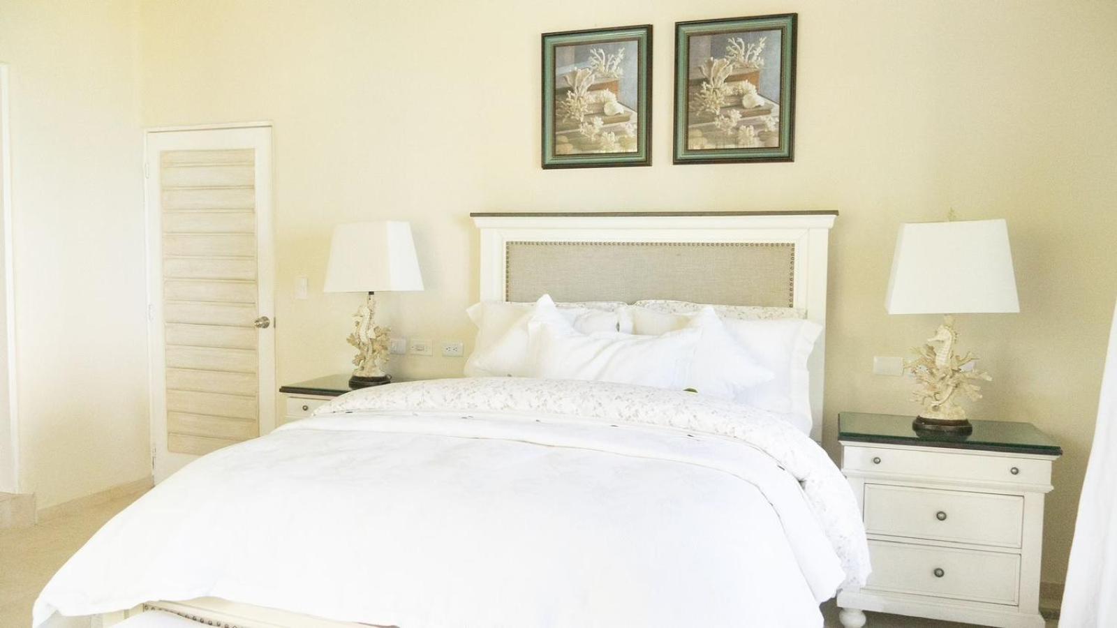 Maranata Complex 5 3brd Frontbeach *