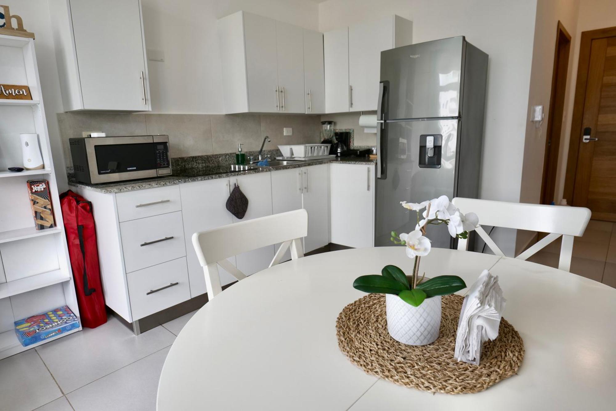 Kendasoltower Juandolio-seaview-1br-2bds-4px-wifi-tv-ac-newtower *