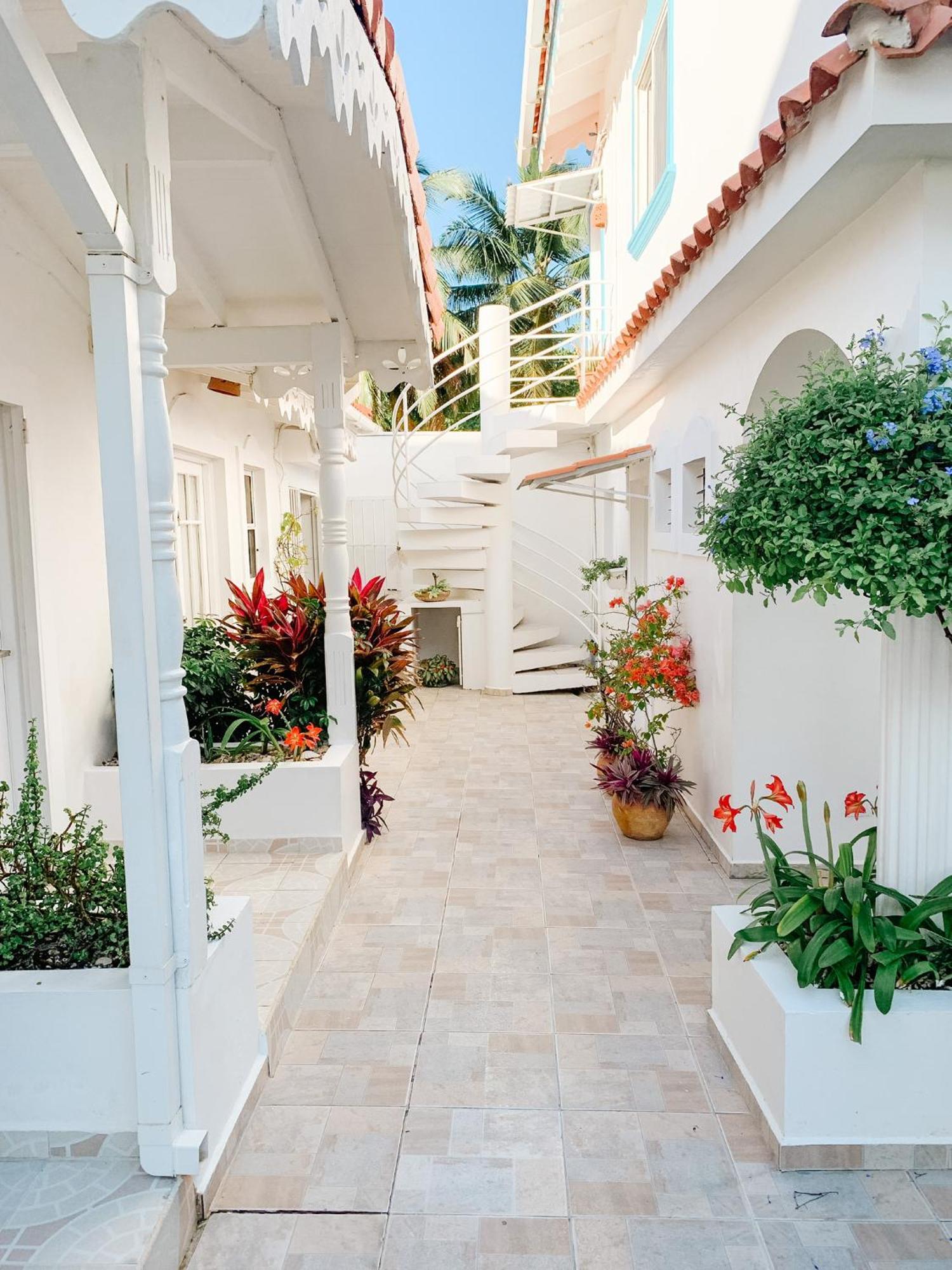 Aparthotel Brisas Doradas Beachfront Cabarete