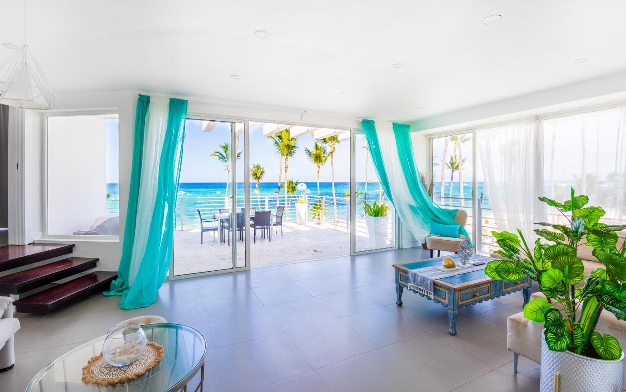 Apartment Dream Beachfront - 4-bedroom Penthouse With Rooftop Bbq & Ocean Views *