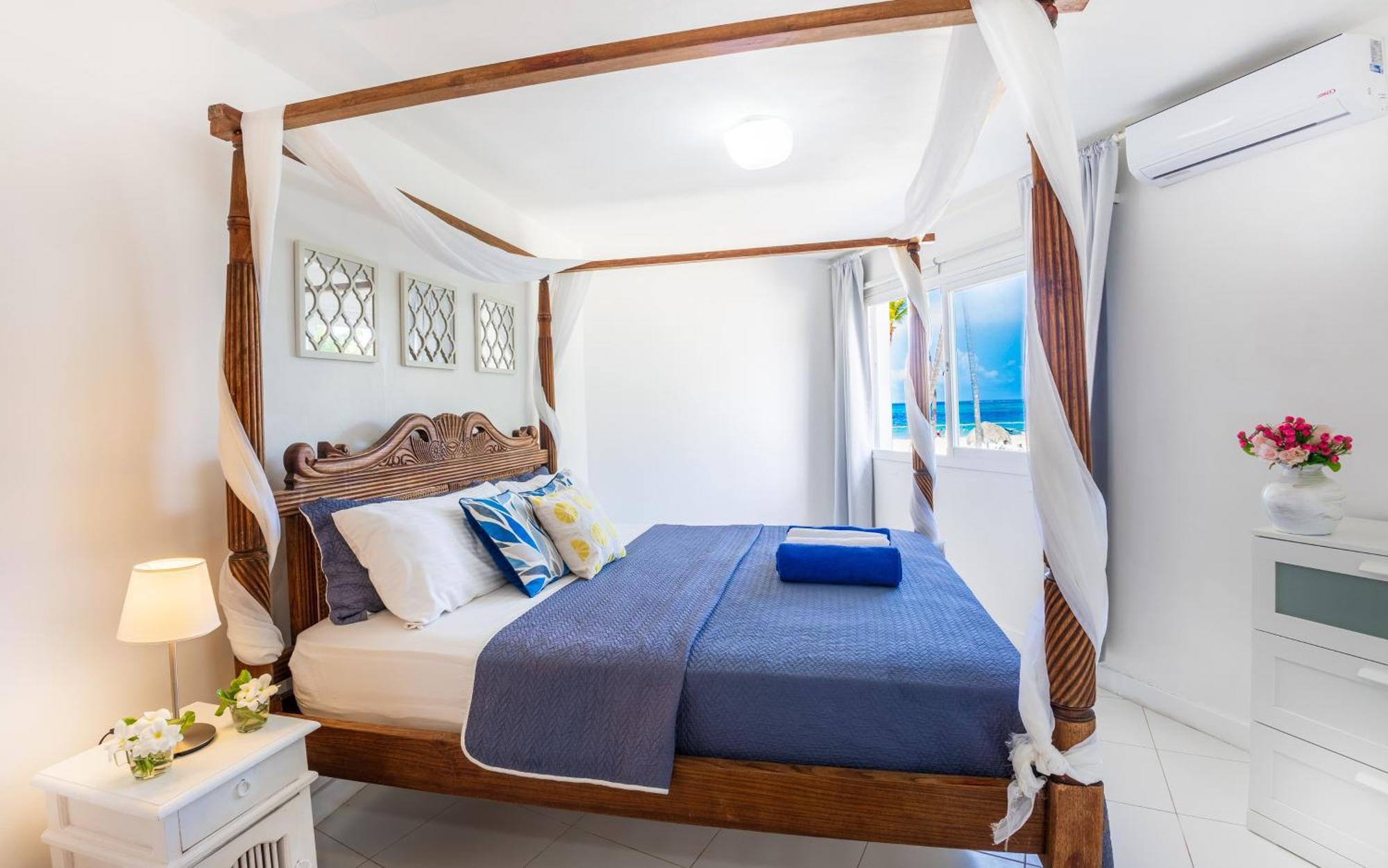 Prime Ocean View - 3-bedroom Getaway With Private Terrace On Bavaro Apartment *