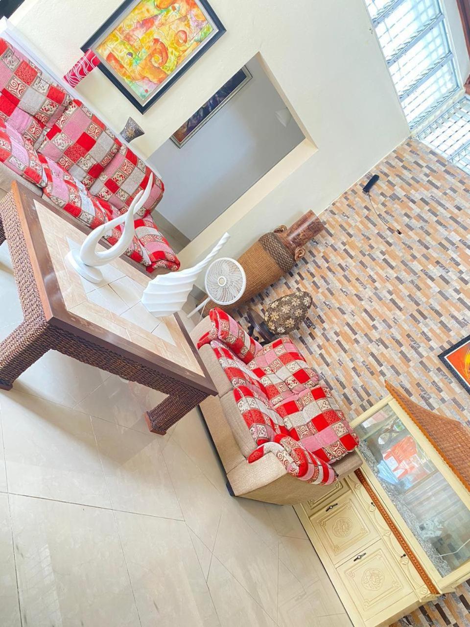 Guest house D' Franchesis Hostal 3*