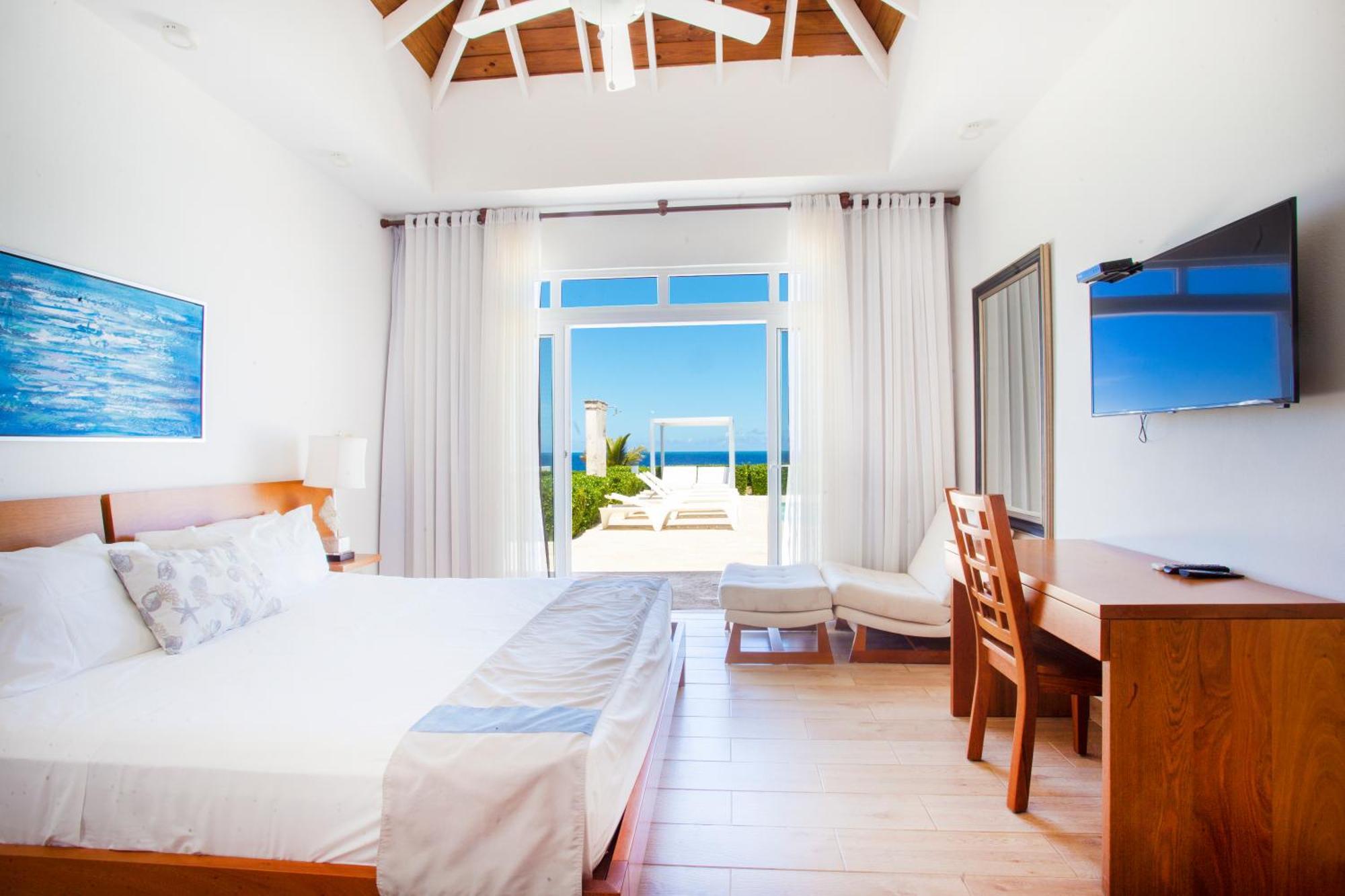 Ocean Village Deluxe Resort 3*