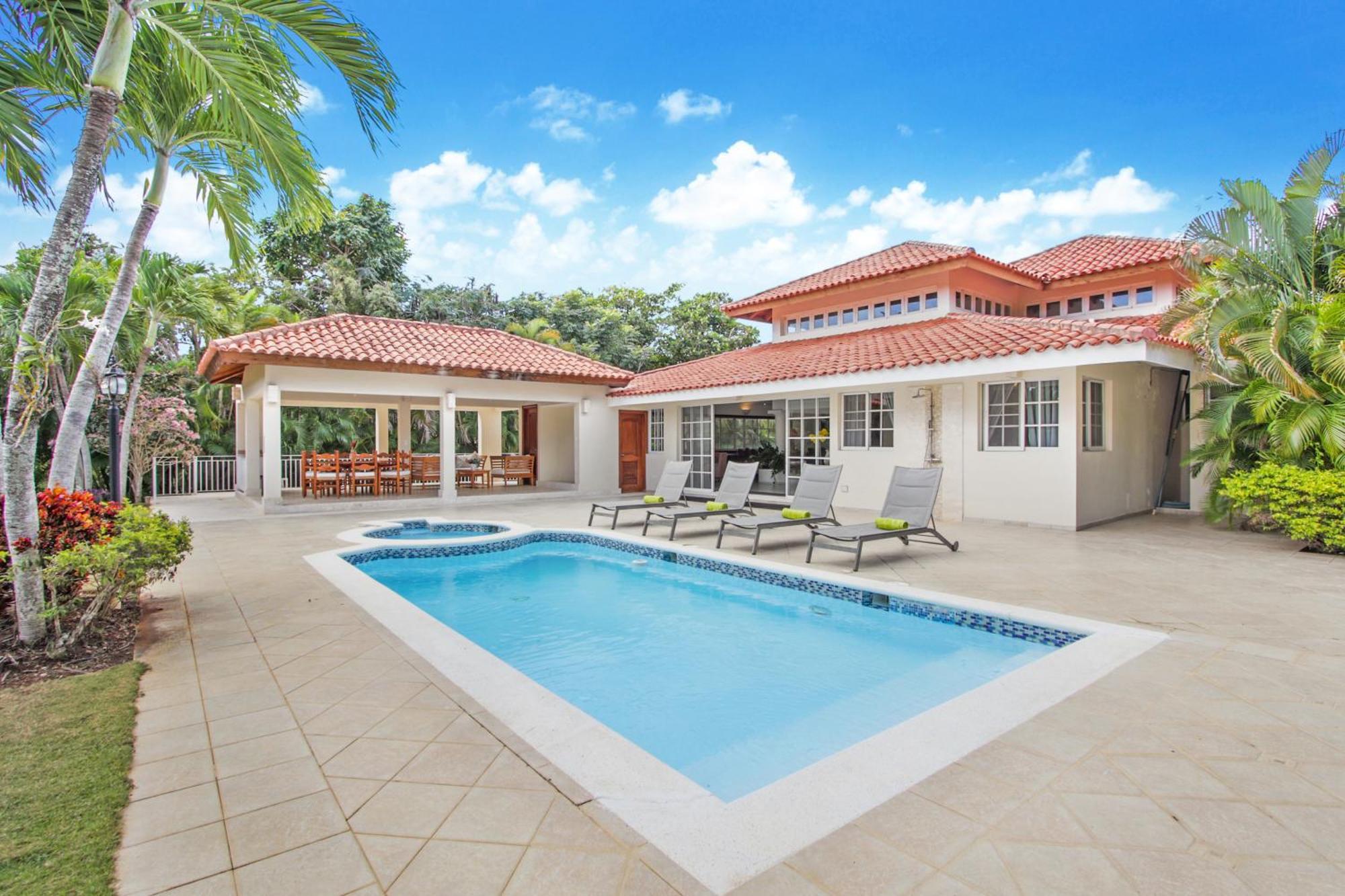 Amazing In With Included In Price Maid And Waiter Villa La Romana