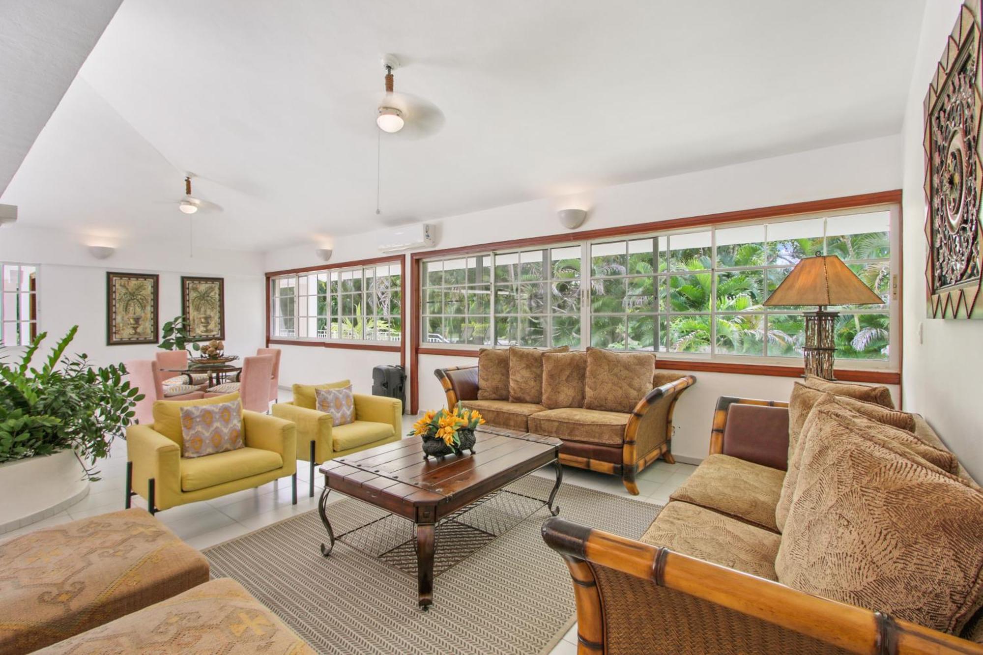 Villa Amazing In With Included In Price Maid And Waiter La Romana