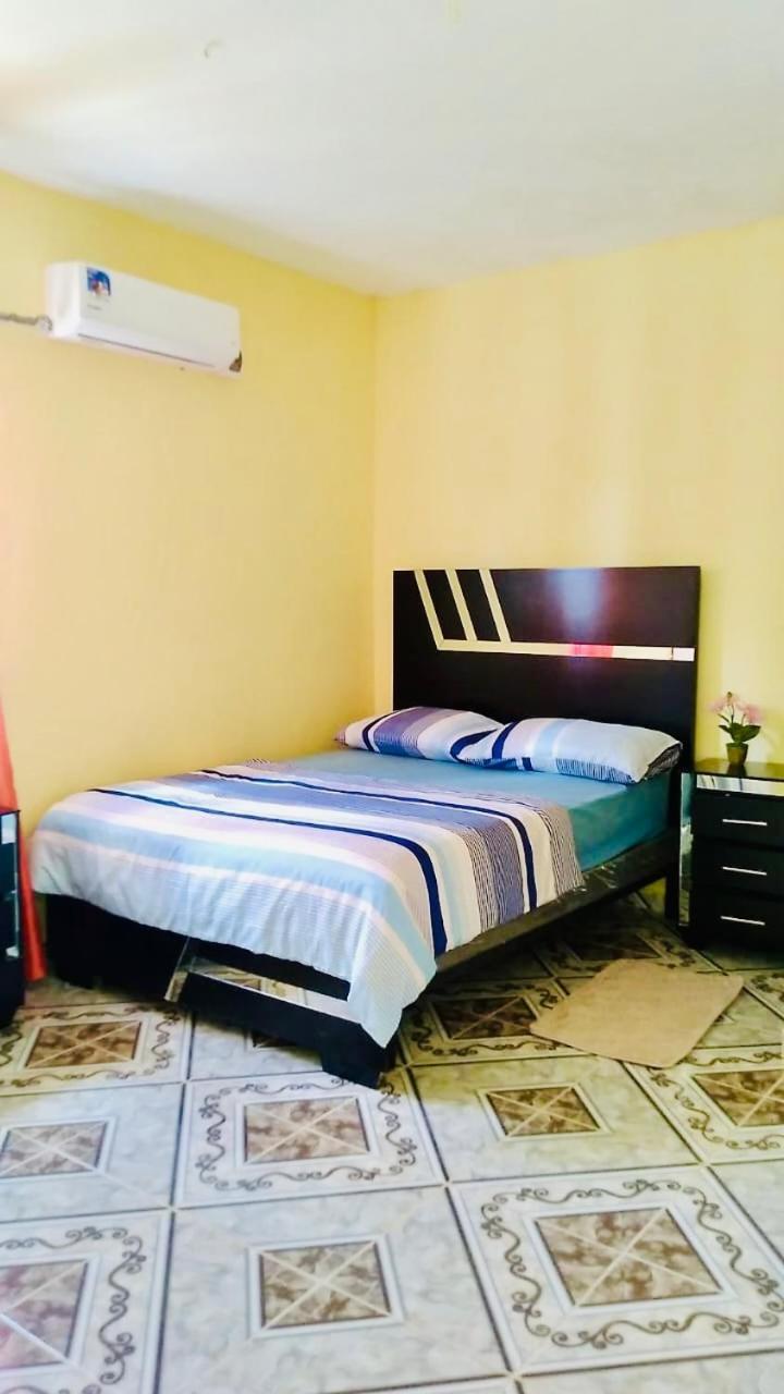 A&h Boca Chica