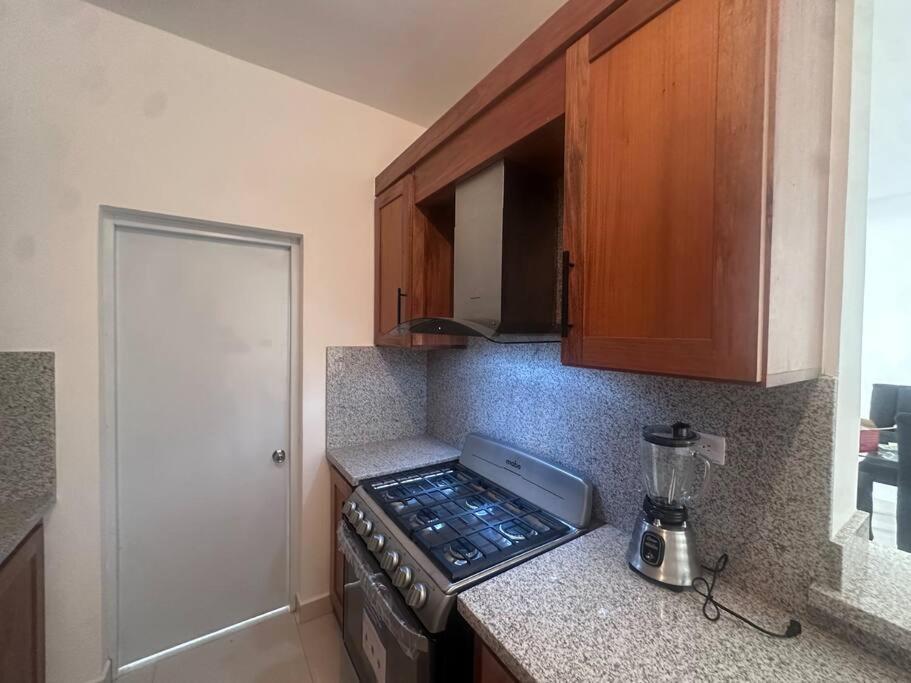 Brand New Beachfront Apartment *