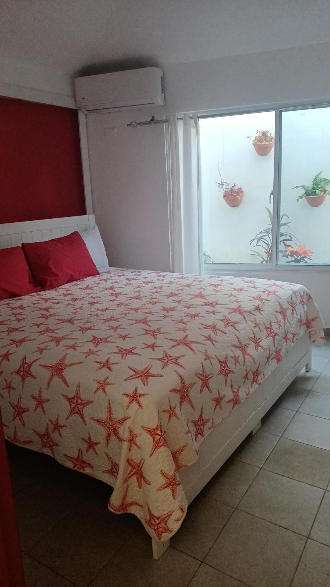 Dona Mayra Aparta Aparthotel
