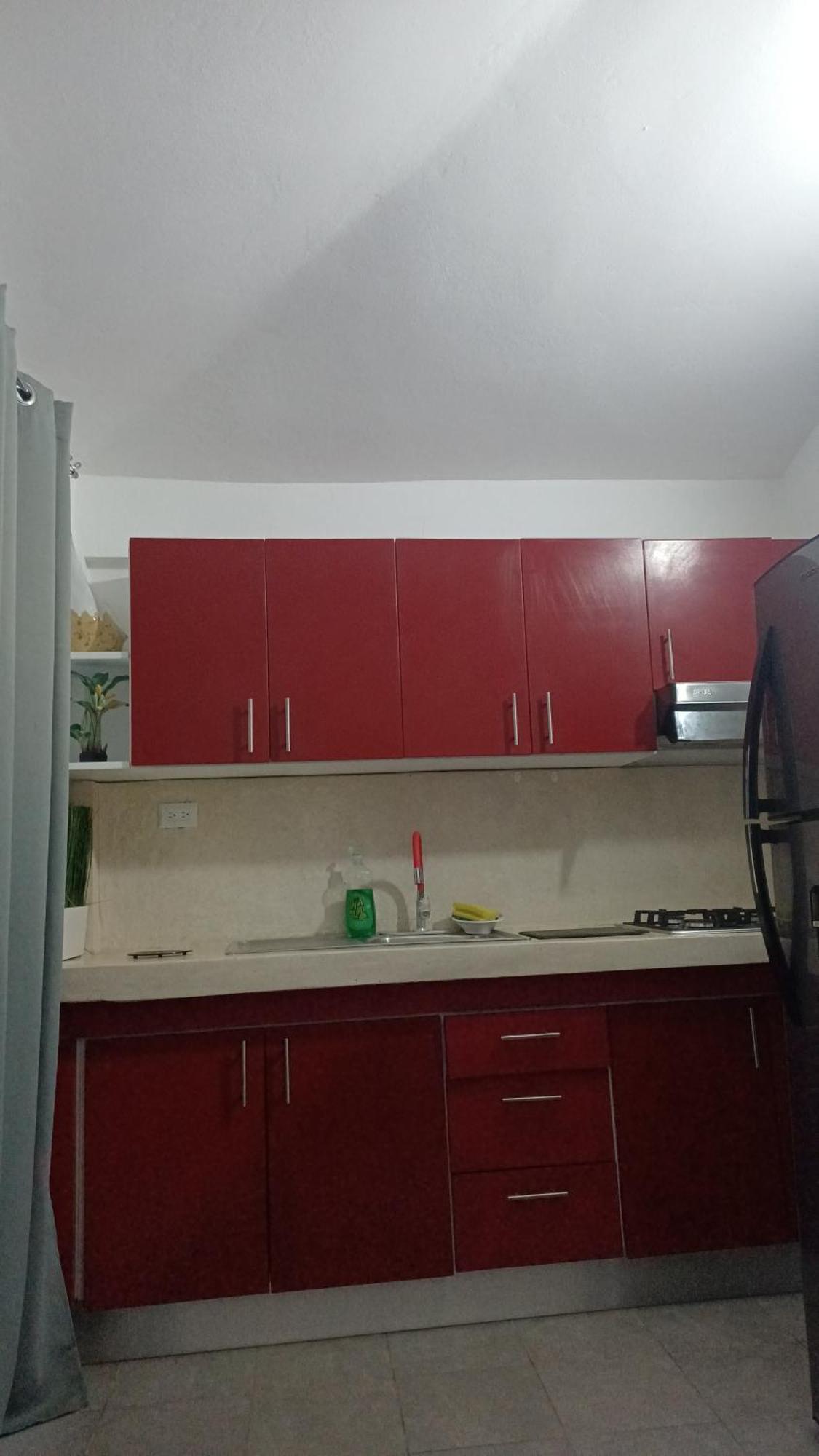Dona Mayra Aparta Aparthotel *