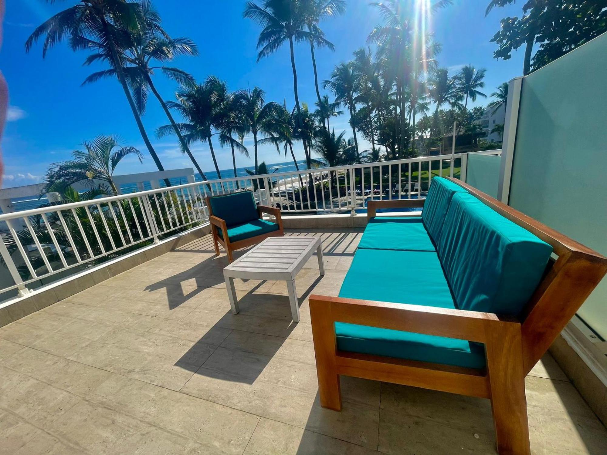 Panoramic Views Two Decks 1st Row Ocean Kite *