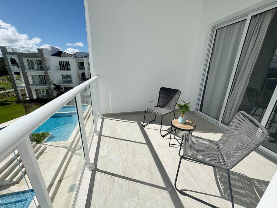 Apartment Brand New And Golf In
