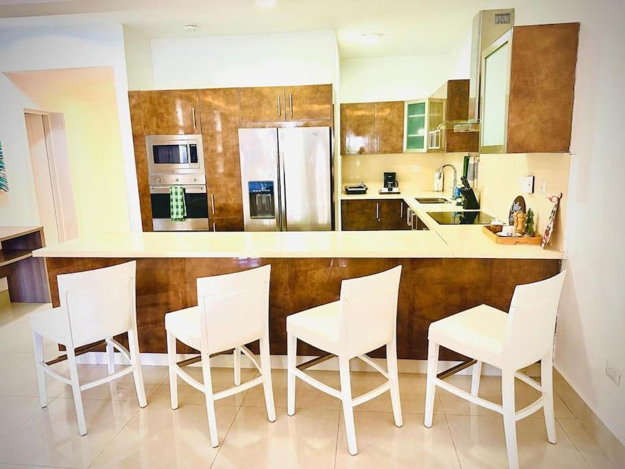 Vacation Ocean Front Apartment