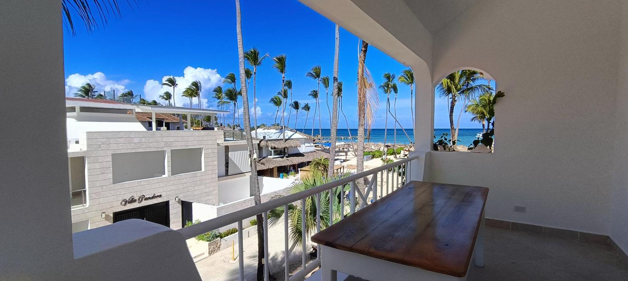 Flor Del Mar Beachfront Aparthotel