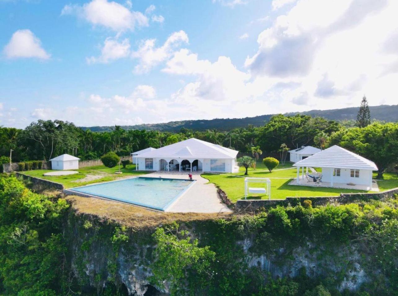 Villa Mikonos Hills Nagua