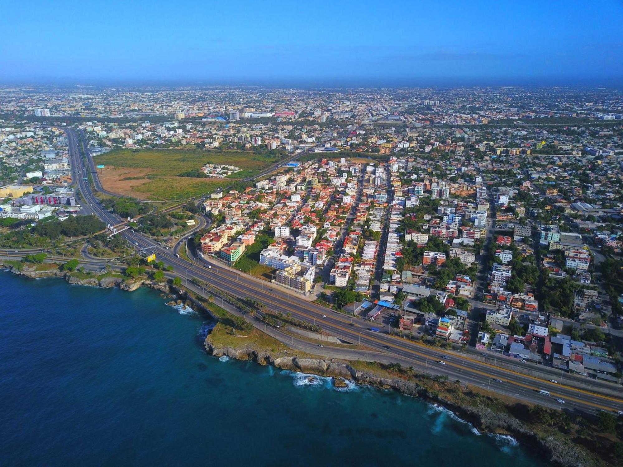 Tropical Island Apartahotel- One Bedroom Looking To The