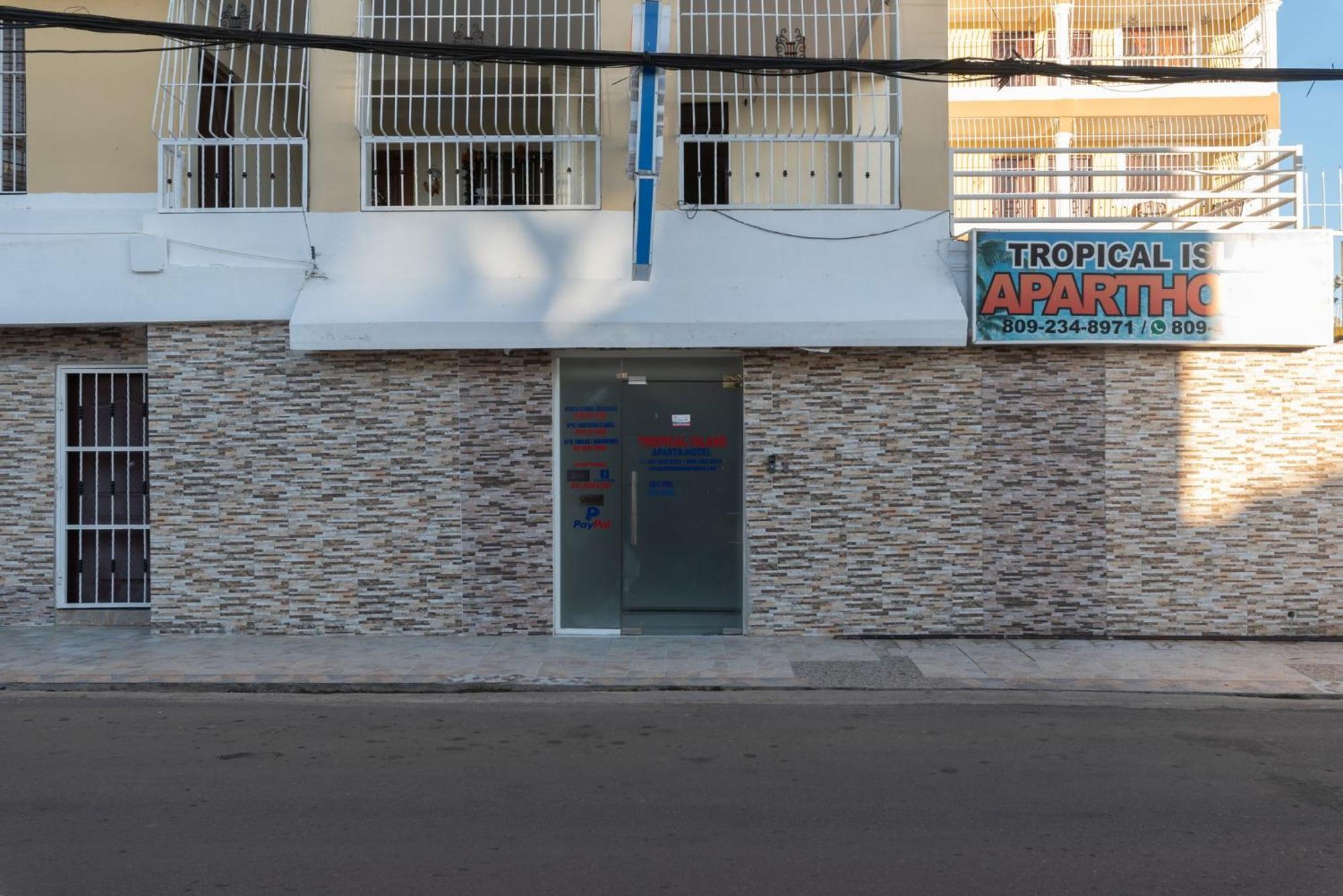 Apartment Tropical Island Apartahotel- One Bedroom Looking To The La Viva