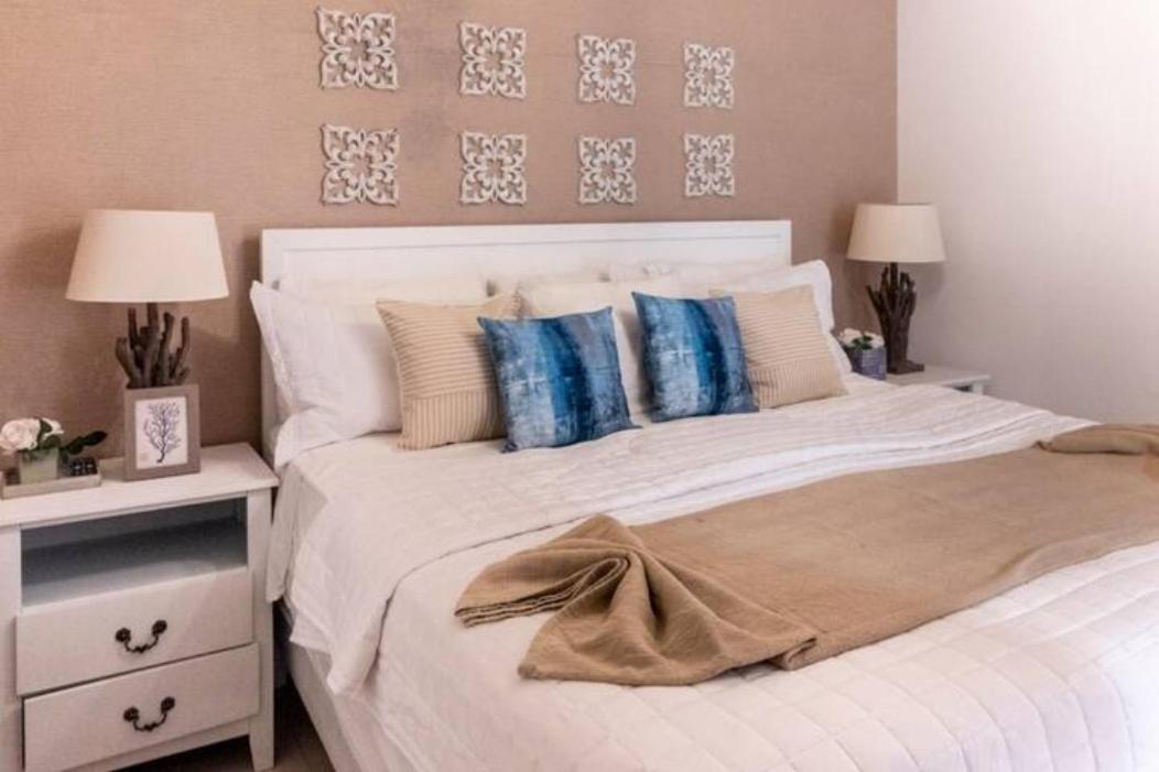 Luxury Beachfront 2br At Olas, Juan Dolio