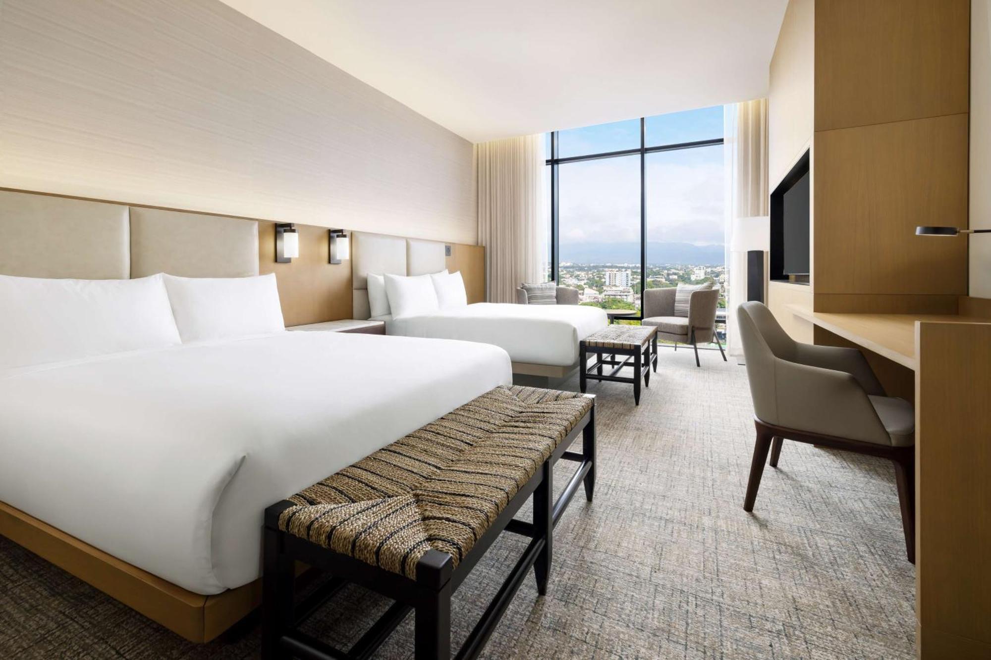 Hotel Santiago, Curio Collection By Hilton Santiago De Los Caballeros