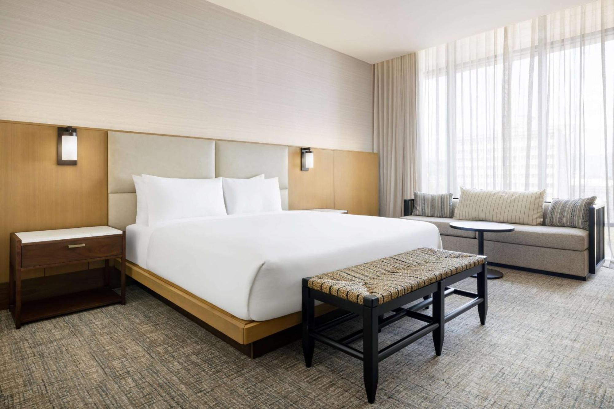 Santiago, Curio Collection By Hilton