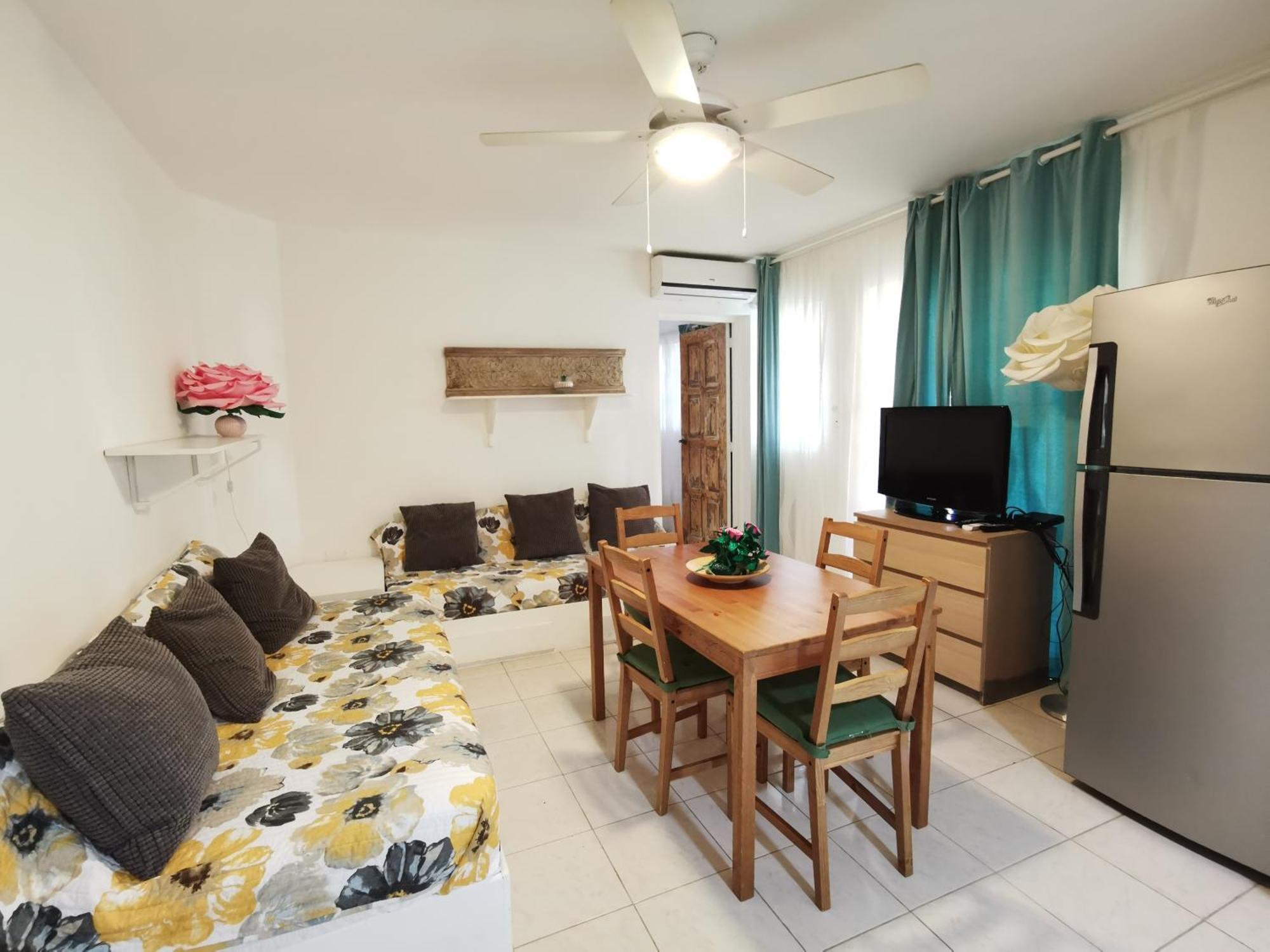 Coral And Playa Corales Apartment