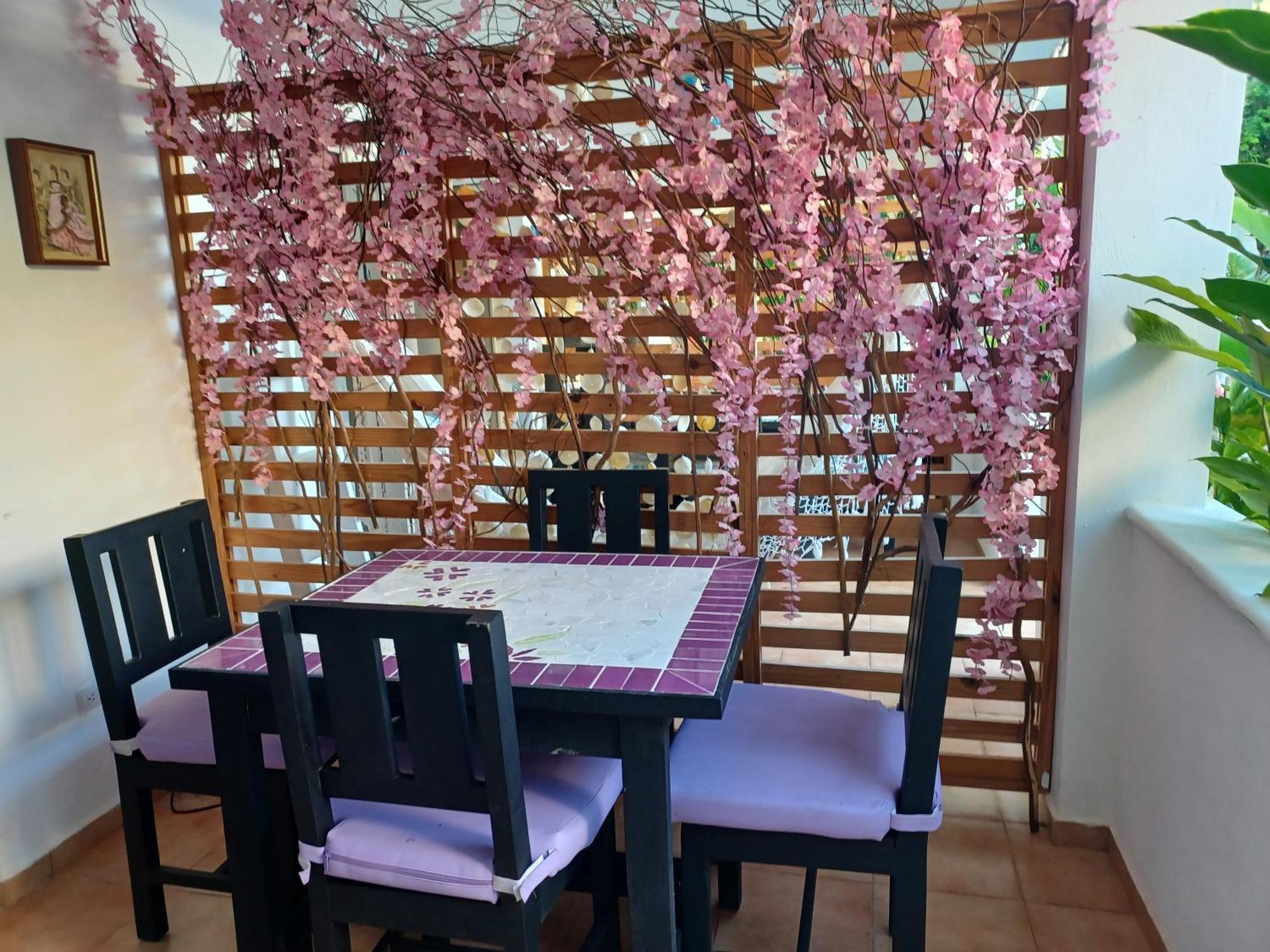 Aparthotel Dona Mayra Aparta *