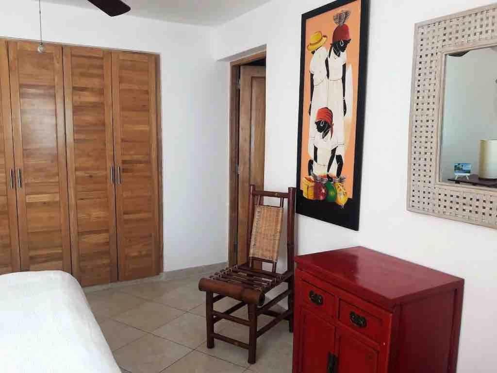 Lovely By The Caribbean Apartment