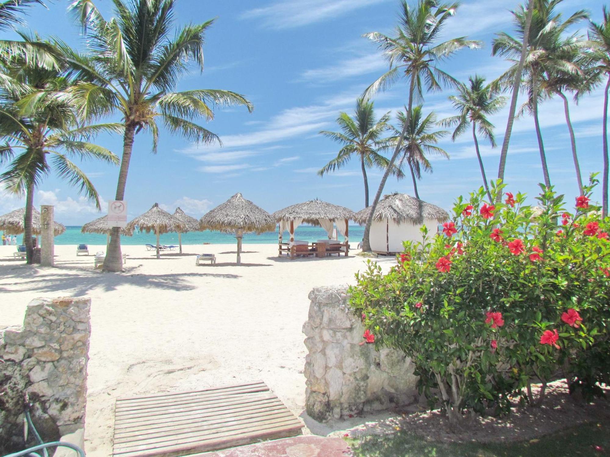Tropicana Deluxe Playa Los Corales
