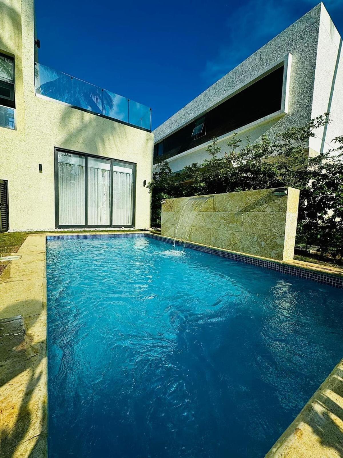 Pop Sol Plata Lux Golf Check Us Out Apartment