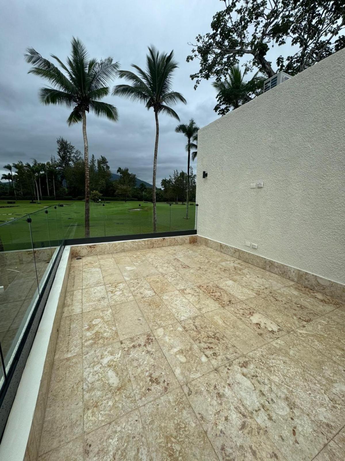 Apartment Pop Sol Plata Lux Golf Check Us Out