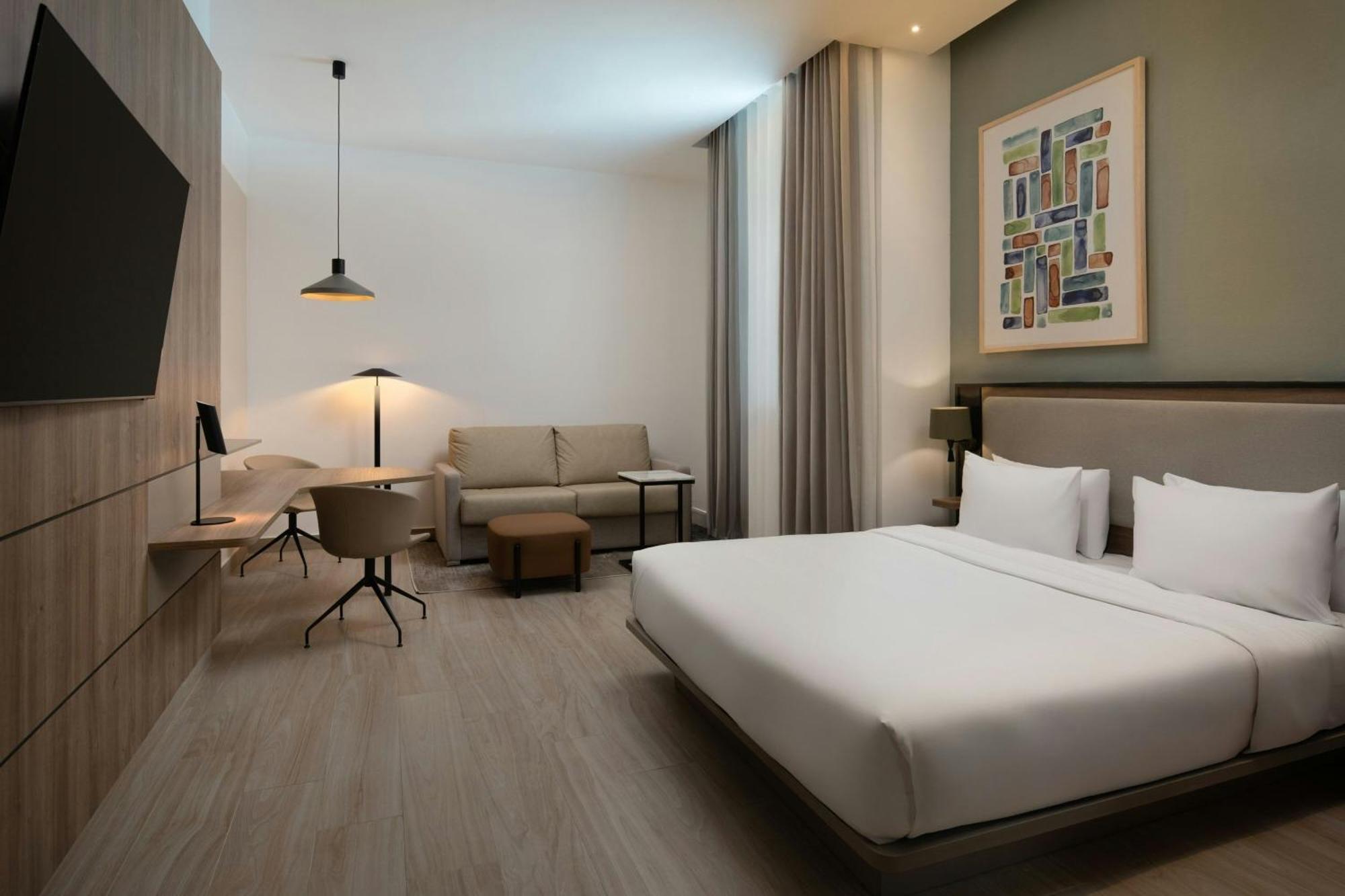 By Marriott Santiago De Caballeros