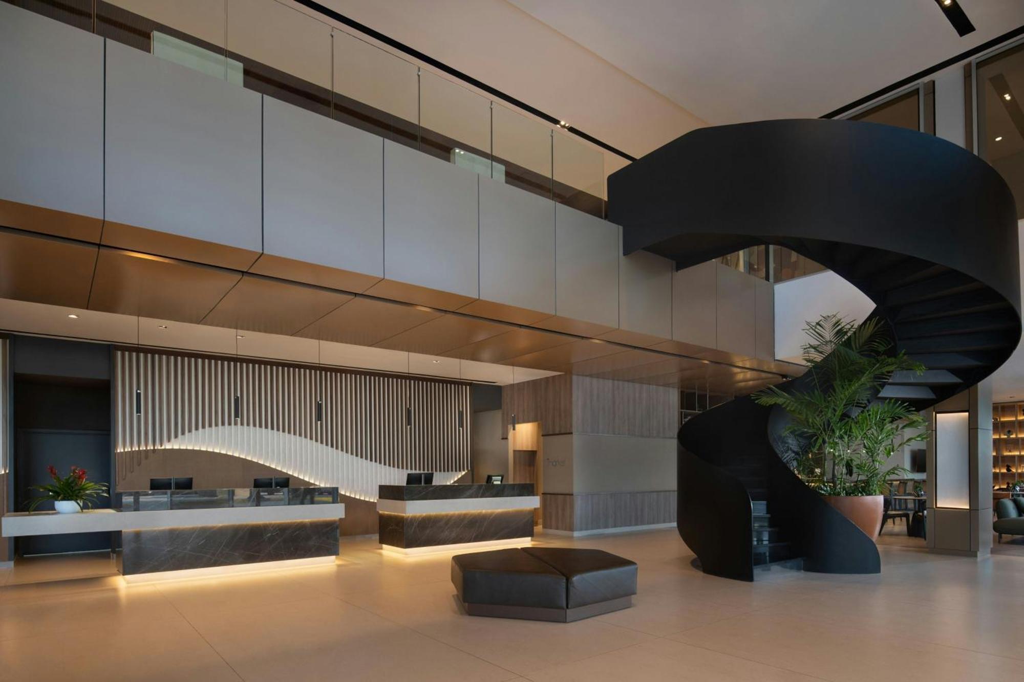 Hotel By Marriott Santiago De Caballeros
