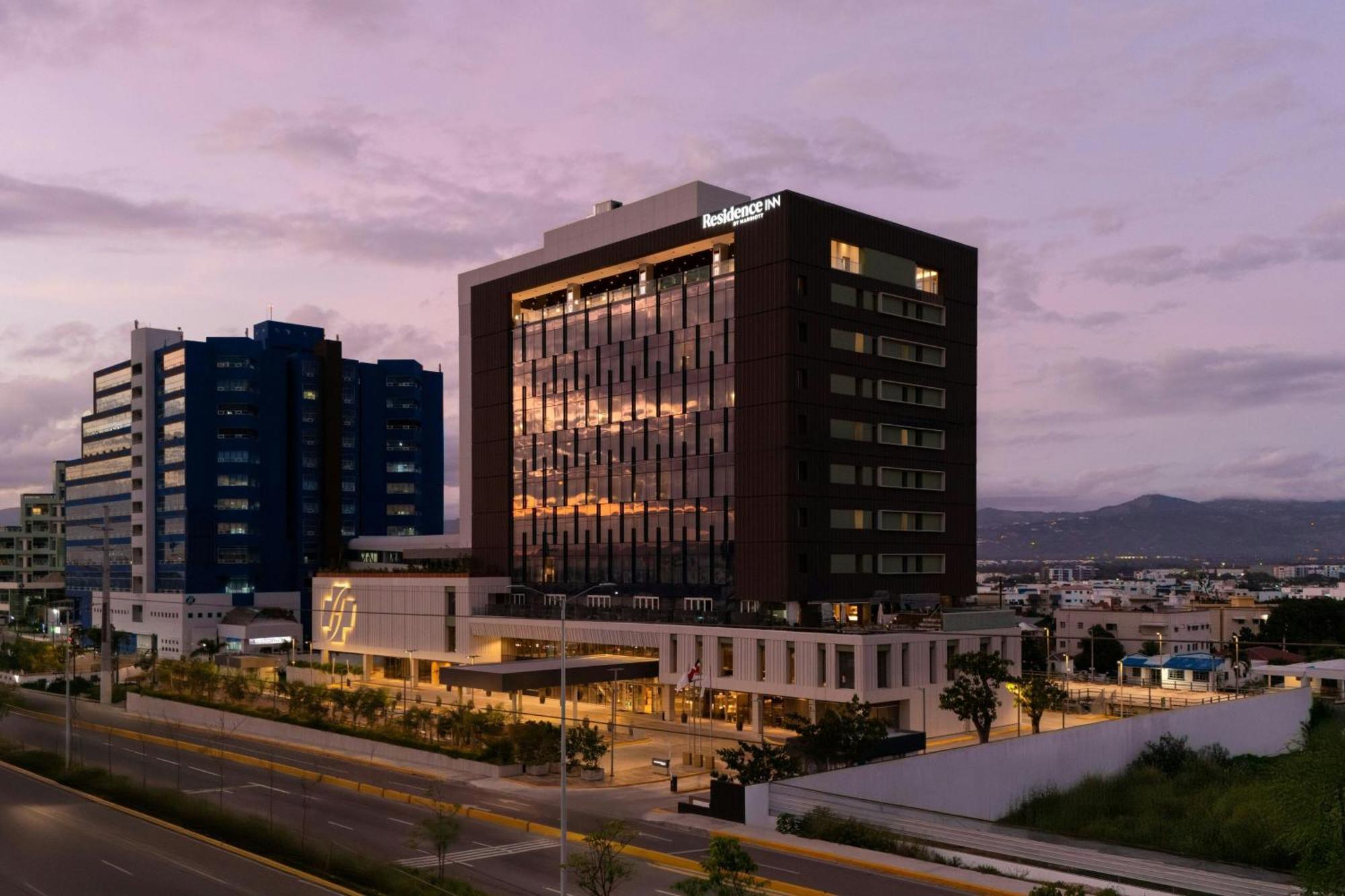 By Marriott Santiago De Caballeros Hotel Santiago De Los Caballeros