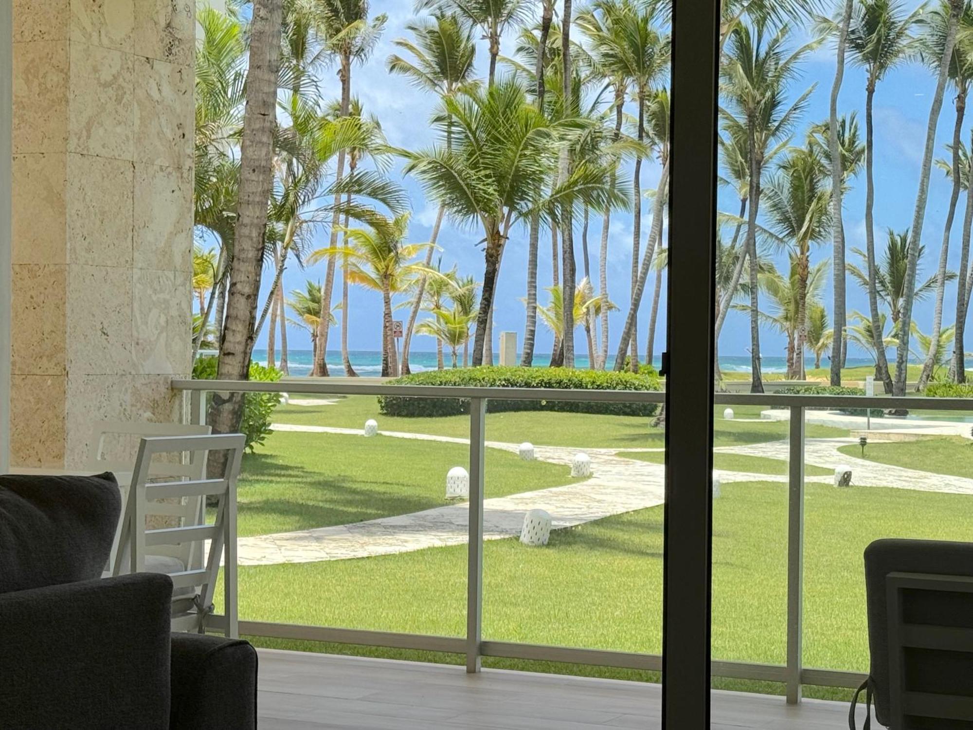 Front By Playa Palmera * Punta Cana