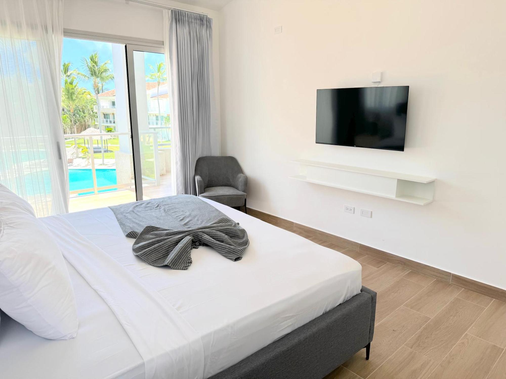 Front By Playa Palmera Punta Cana