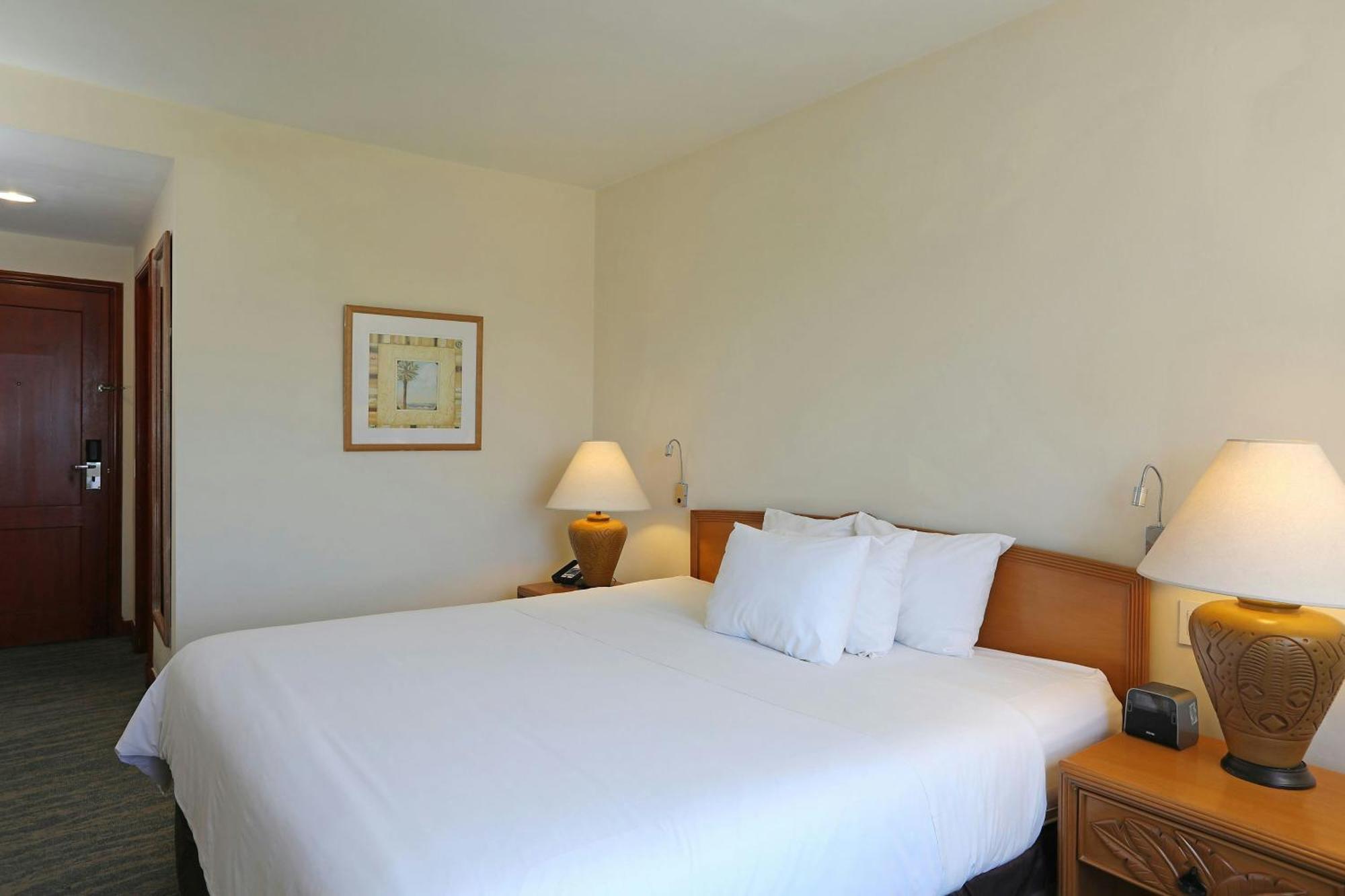 Four Points By Sheraton Hotel 4*