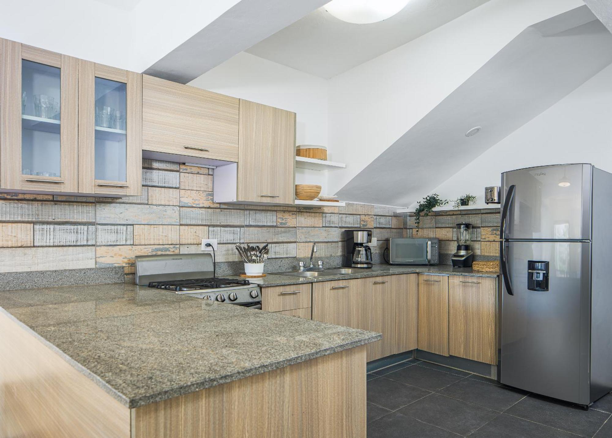 Apartment Stunning Ocean View Penthouse, Kite *