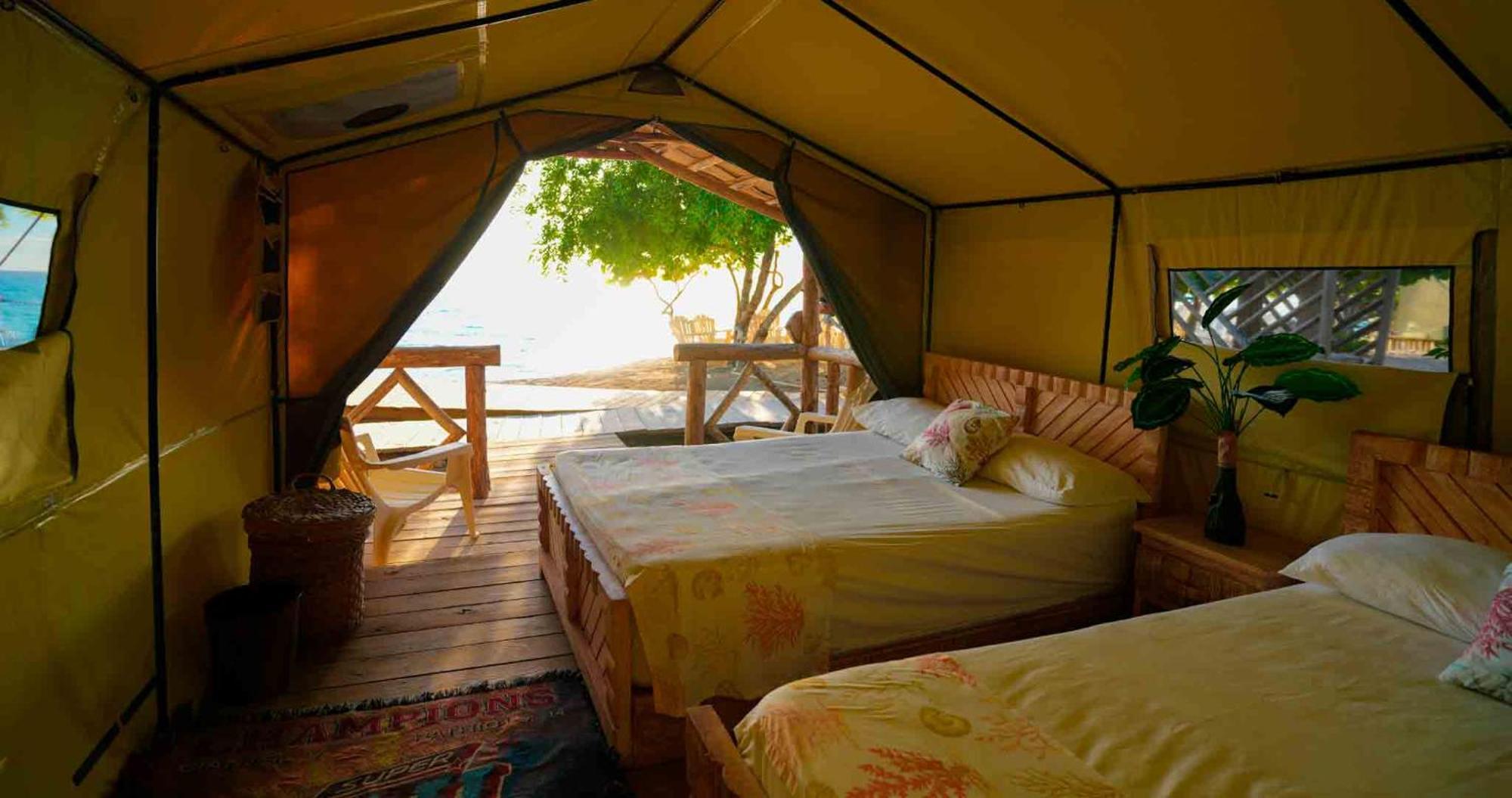 Glamping Cueva De Aguilas Holiday park Pedernales
