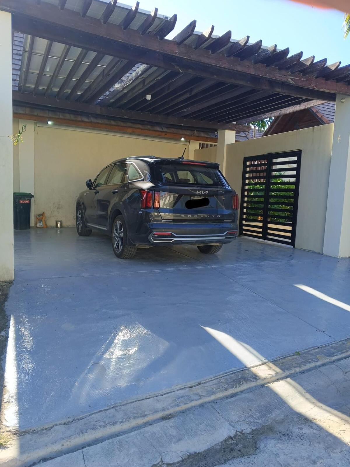 Villa Centrally Exterior Accessible & Pet Friendly