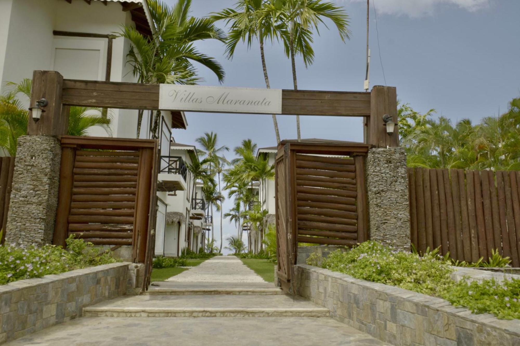 Maranata Complex 5 3brd Frontbeach * Las Terrenas