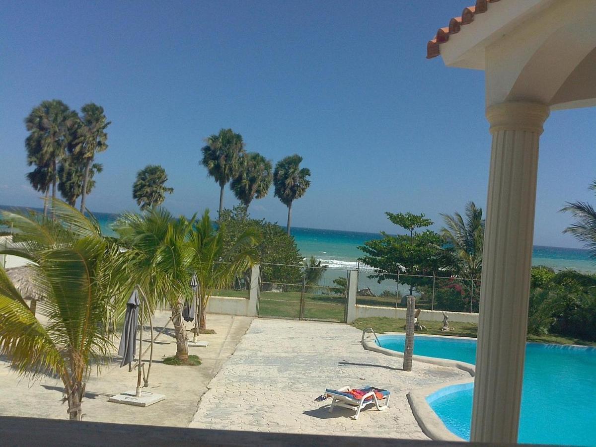 Hotel La Saladilla Beach Club