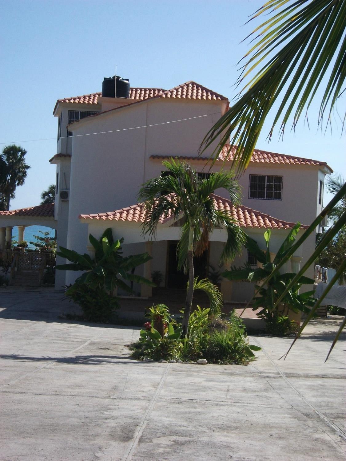 La Saladilla Beach Club 4*