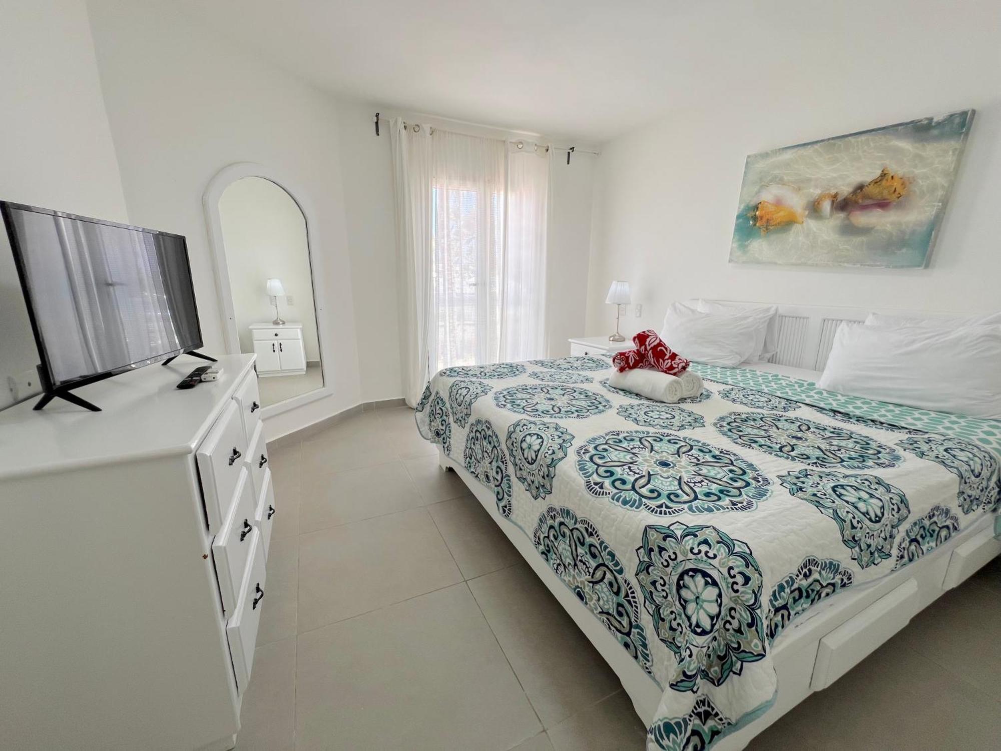 Caribbean Dream & Ocean View Playa Corales 5*