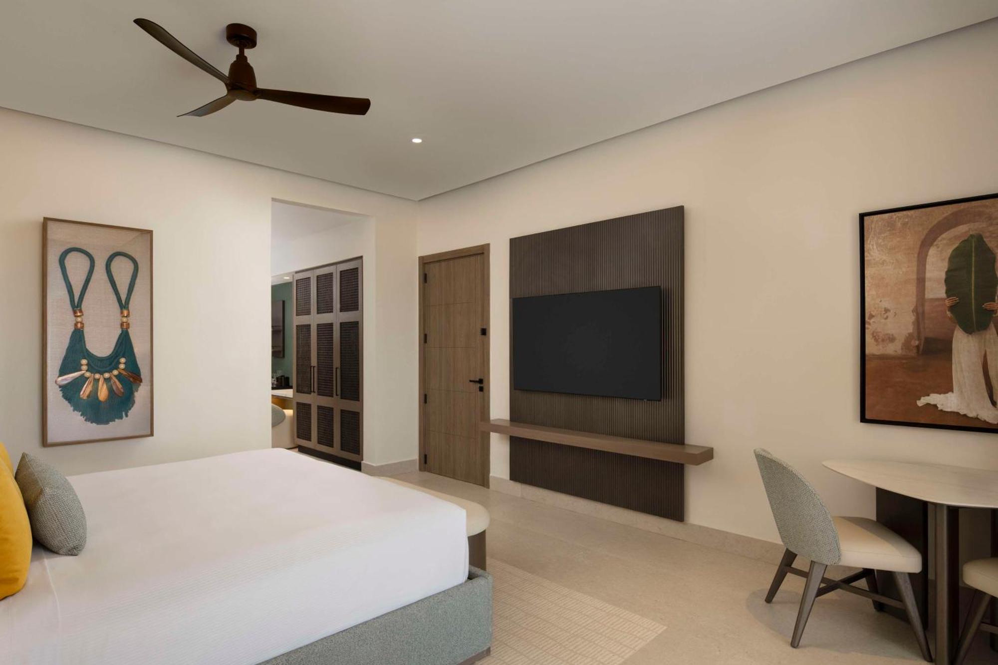 Zemi Punta Cana Resort, Curio By Hilton Resort Miches