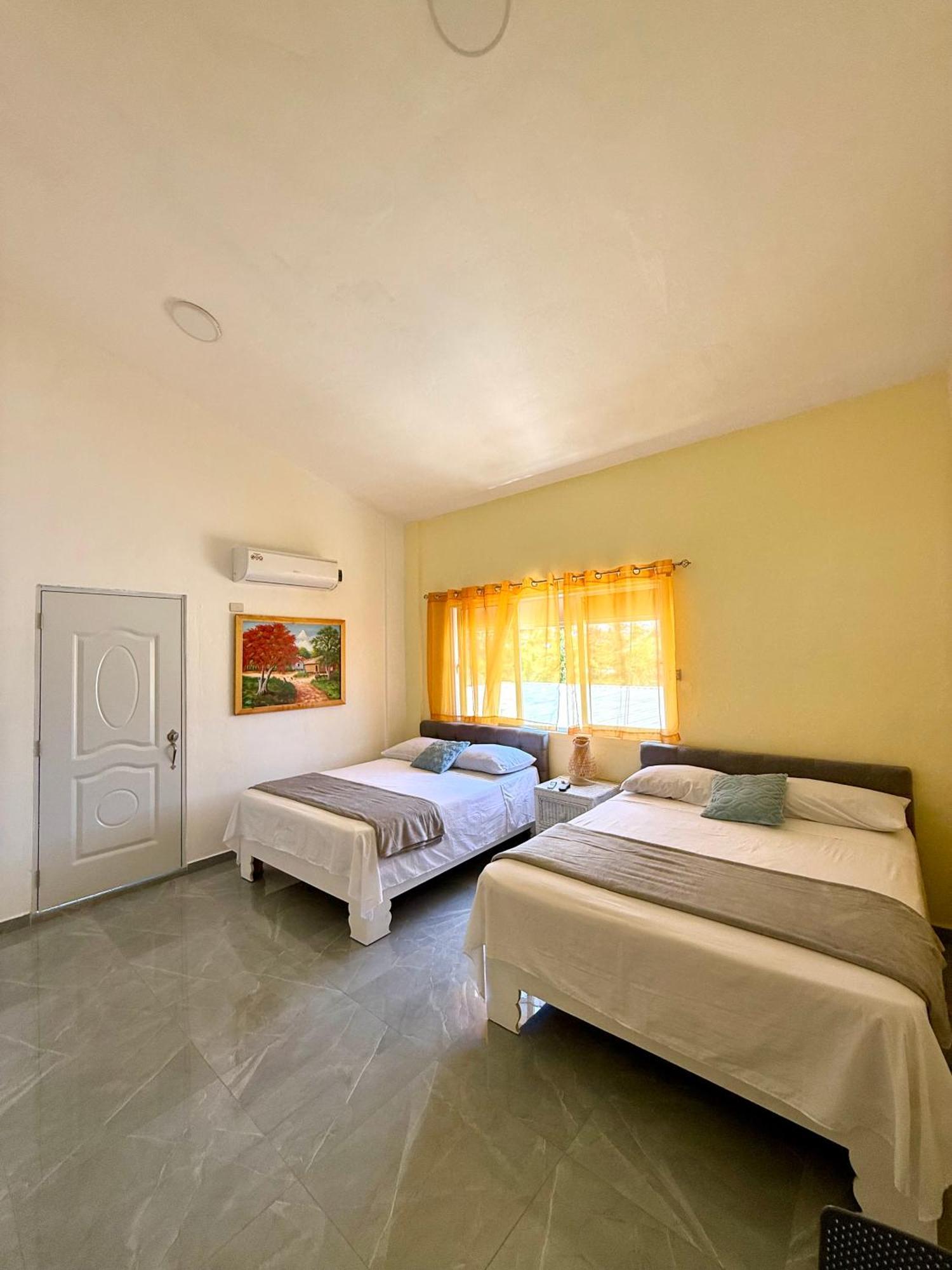 Al Mare Bed & Breakfast Barahona