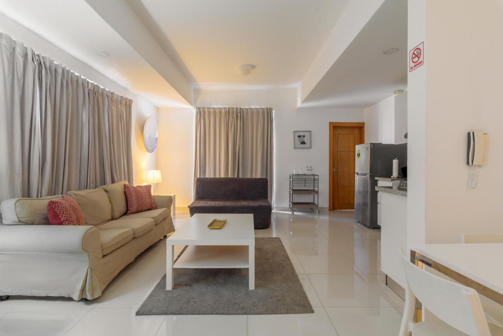 Escape Apartment, Balcony, Pool & Gym In La Julia Apartment Santo Domingo