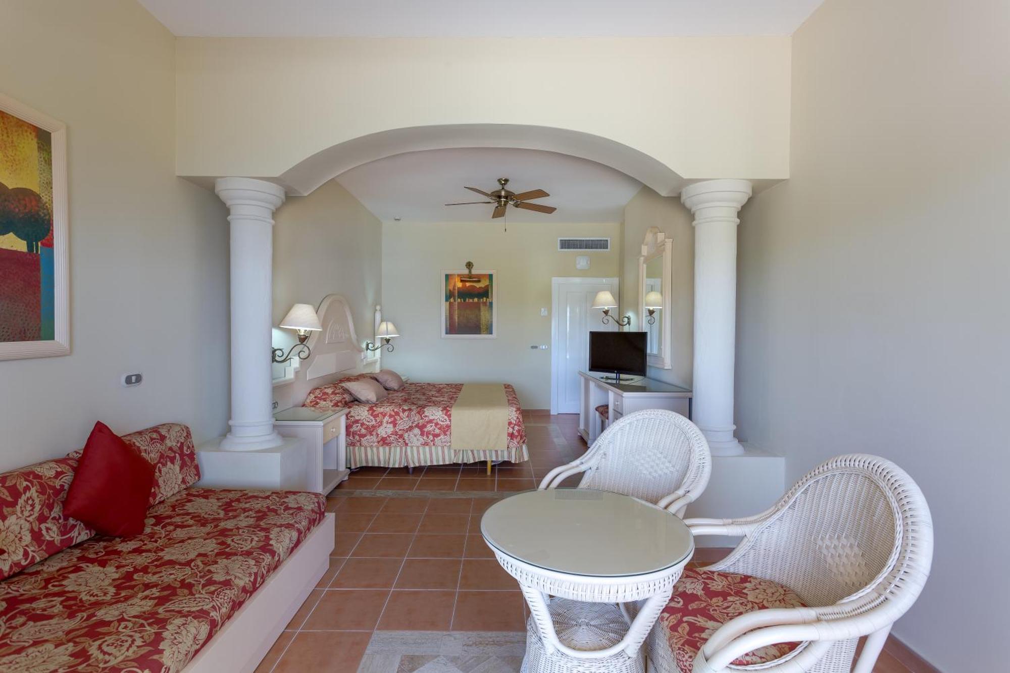 Eurostars Grand Cayacoa (Adults Only) Resort