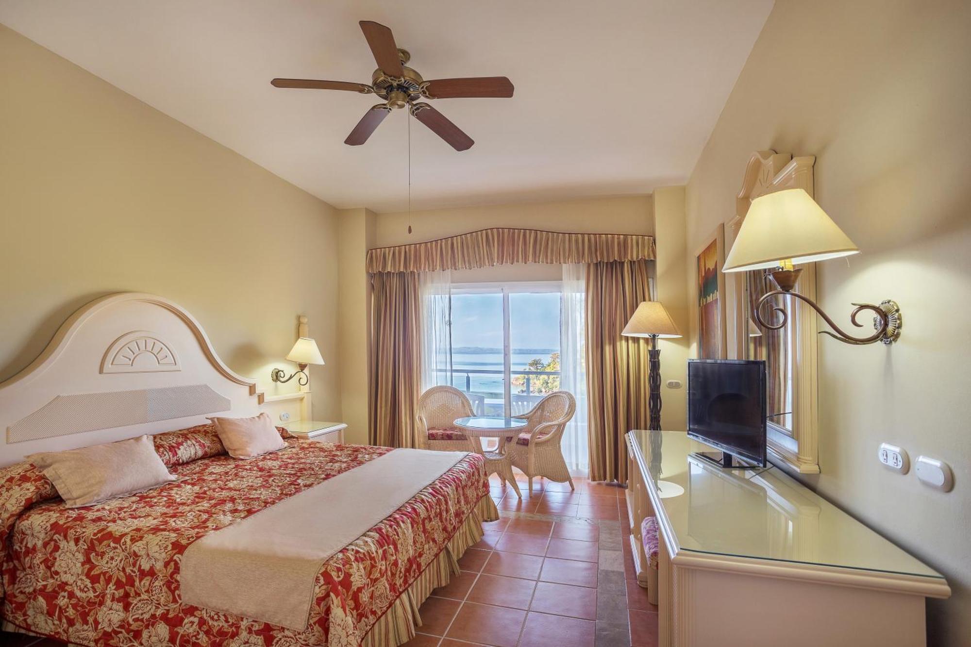 Resort Eurostars Grand Cayacoa (Adults Only)