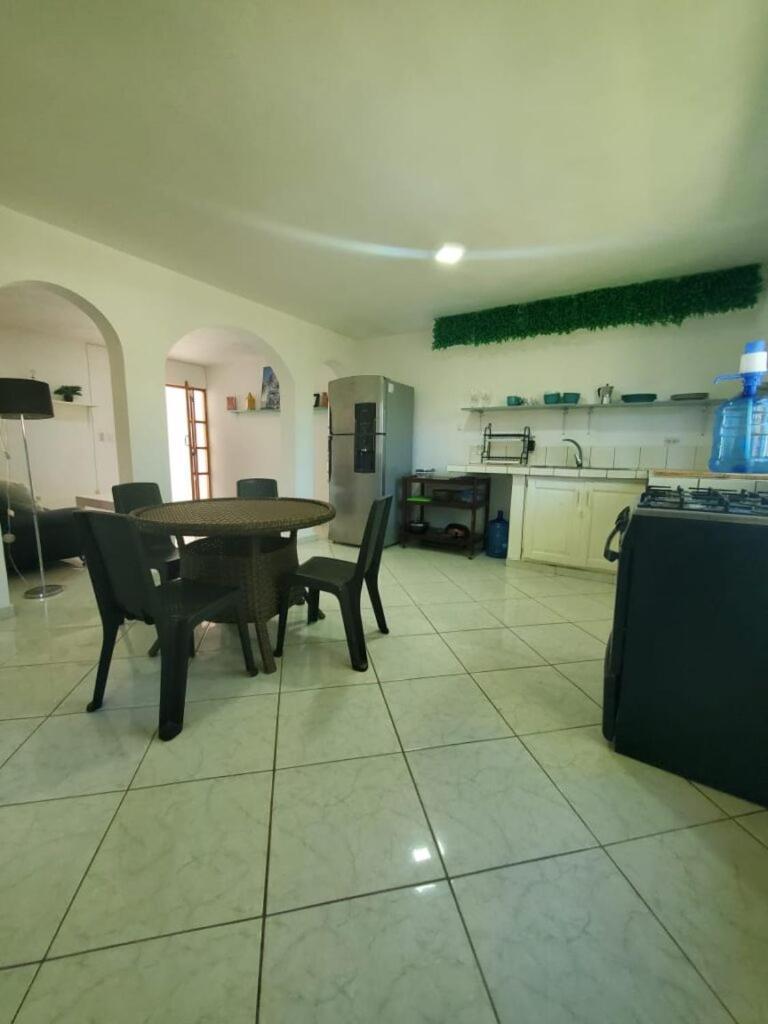 Hummingbird Aparthotel 3*